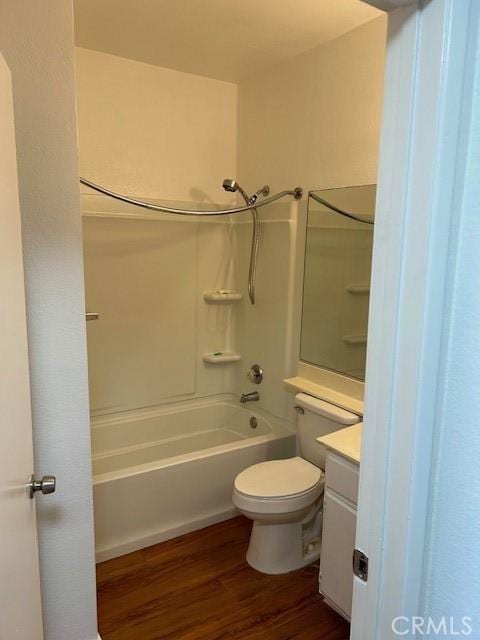 535 Magnolia Ave Unit 101, Long Beach, CA 90802 - bathroom featuring wood finished floors, vanity, and bathing tub / shower combination