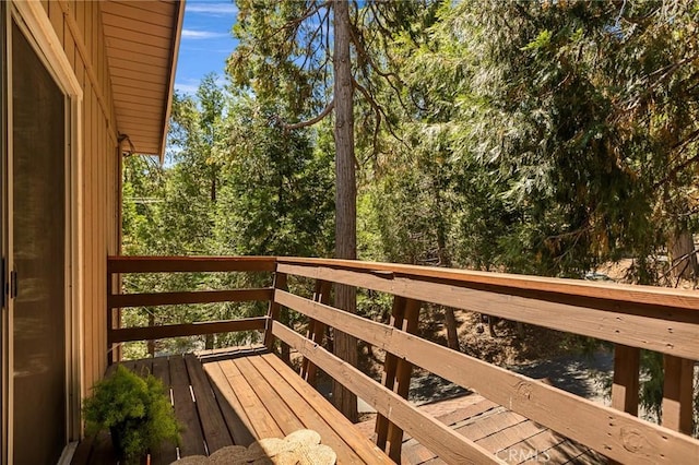 28645 Shenandoah Dr, Lake Arrowhead, CA 92352 - view of deck