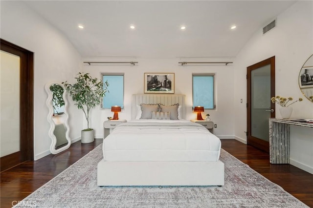 2531 N Commonwealth Ave, Los Angeles, CA 90027 - bedroom featuring wood finished floors and recessed lighting