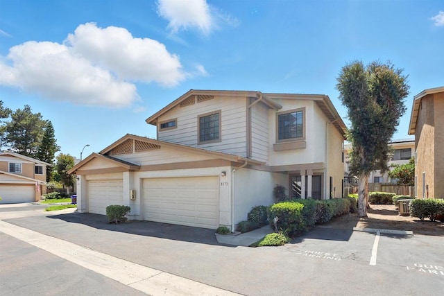 8373 Suntree Pl, San Diego, CA 92119 - traditional-style house featuring stucco siding