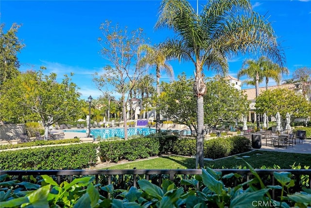4 Narbonne, Laguna Niguel, CA 92677 - community pool with a patio area
