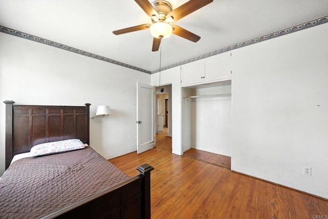 1465 S 43rd St, San Diego, CA 92113 - bedroom featuring wood finished floors, a closet, and ceiling fan
