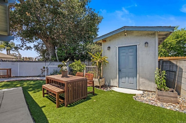 4624 Katherine Place, La Mesa, CA 91942 - fenced backyard featuring a storage unit