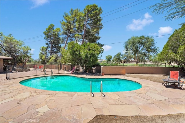 19955 Chickasaw Rd, Apple Valley, CA 92307 - view of pool featuring a patio