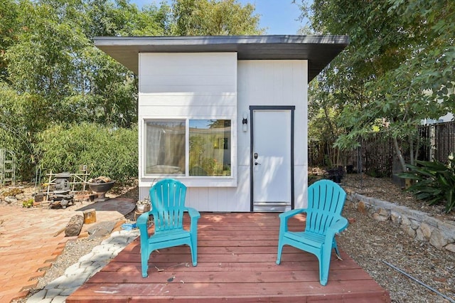 1220 Palomar Ter, Escondido, CA 92027 - wooden terrace with an outdoor structure