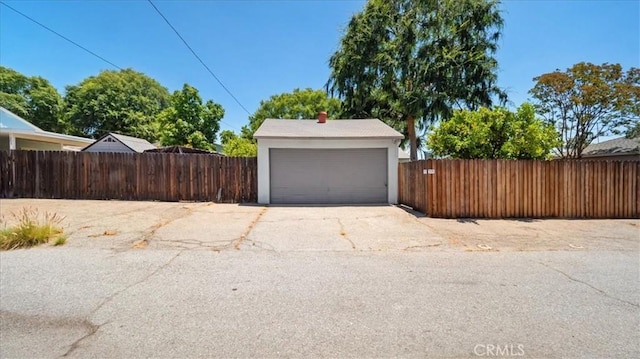 1193 Winston Ct, Upland, CA 91786 - view of detached garage
