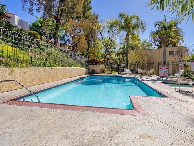 9531 Via Ricardo, Sun Valley, CA 91504 - community pool featuring a patio