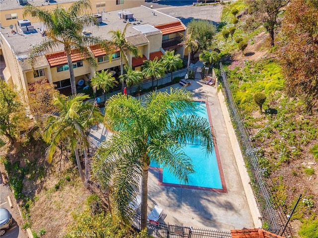 9531 Via Ricardo, Sun Valley, CA 91504 - view of subject property featuring a pool area