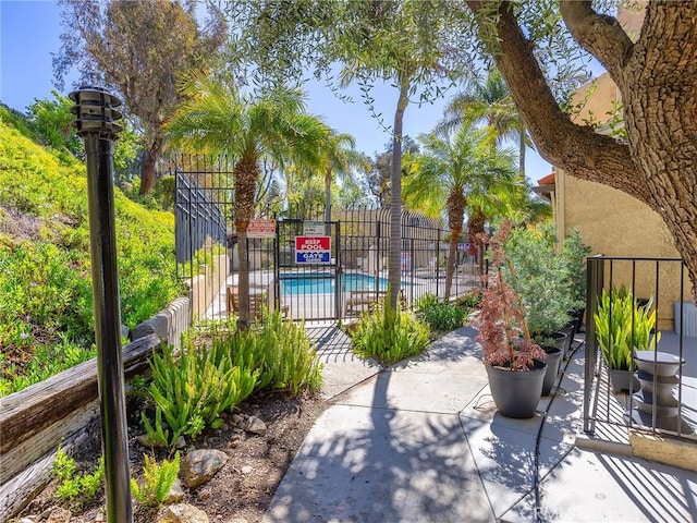 9531 Via Ricardo, Sun Valley, CA 91504 - view of patio featuring a gate