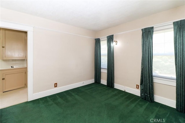 845 N Curtis Ave, Alhambra, CA 91801 - carpeted empty room with baseboards