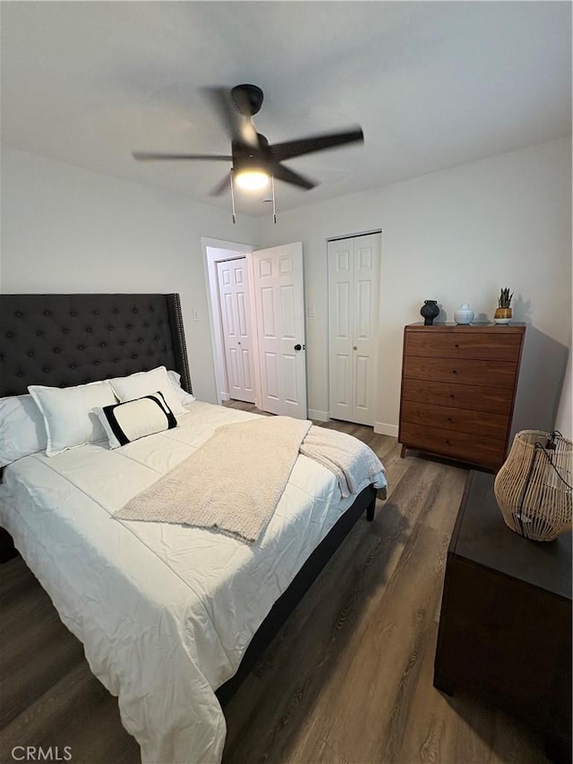 1526 W 54th St, Los Angeles, CA 90062 - bedroom with wood finished floors, ceiling fan, and a closet
