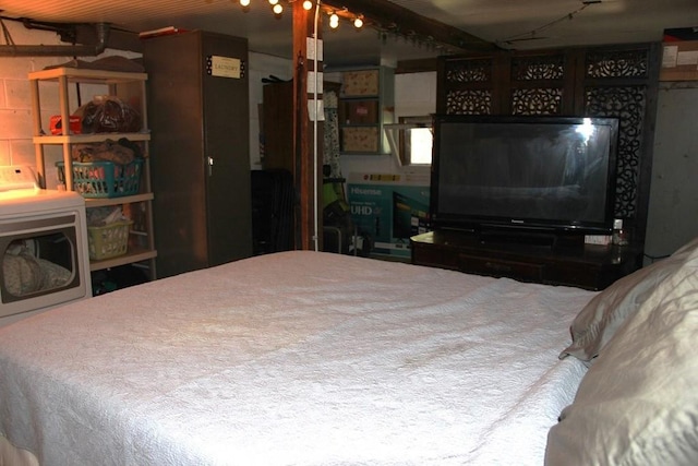 31705 Silver Spruce Dr, Running Springs, CA 92382 - bedroom with washer / dryer