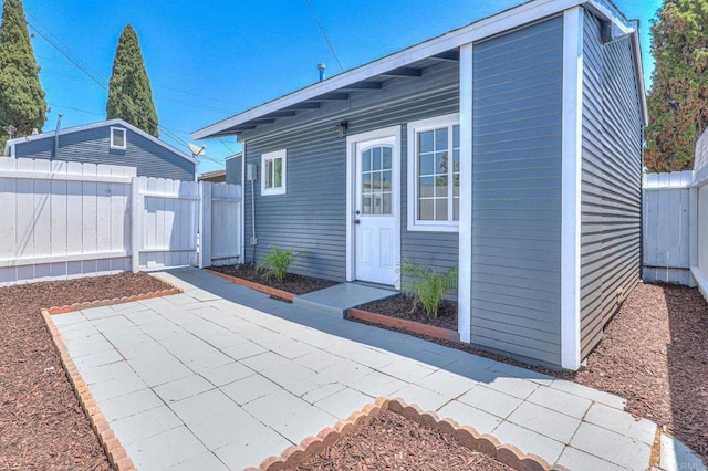 4711 Landis St, San Diego, CA 92105 - view of outbuilding