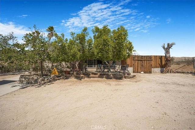 60810 Sunrise Rd, Whitewater, CA 92282 - view of yard featuring a patio area