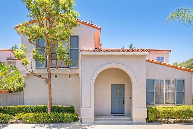 35 Colony Way, Aliso Viejo, CA 92656 - view of front of property with stucco siding and a tile roof