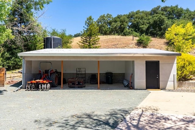 4190 Shadow Canyon Rd, Templeton, CA 93465 - garage with a carport