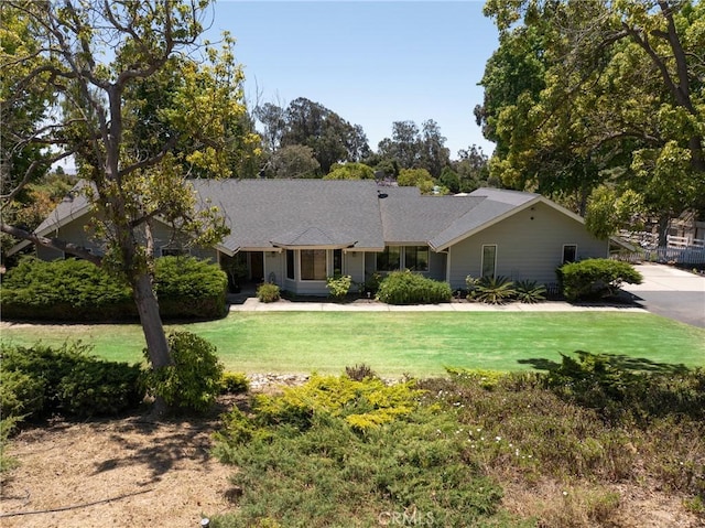 181 Eucalyptus Rd, Nipomo, CA 93444 - single story home with a front yard
