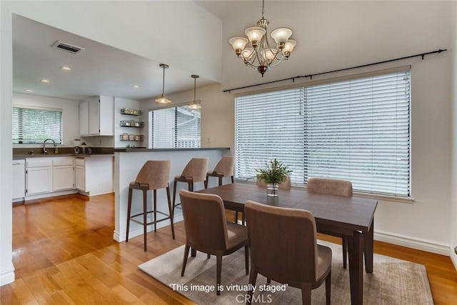 529 El Azul Cir, Oak Park, CA 91377 - dining room with a chandelier, light wood-type flooring, and recessed lighting