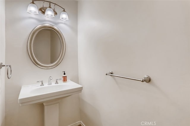 529 El Azul Cir, Oak Park, CA 91377 - view of bathroom