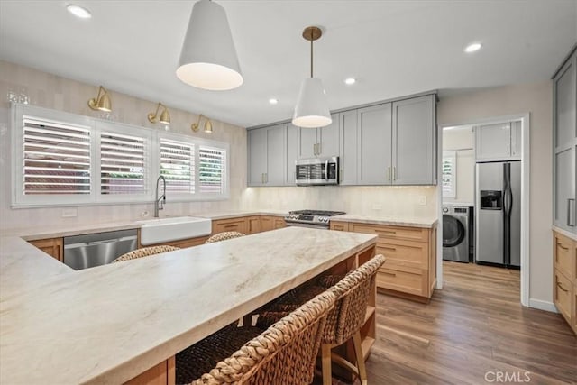 6255 Matilija Ave, Valley Glen, CA 91401 - photo 12