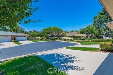 14 Featherwood, Irvine, CA 92612 - view of concrete driveway