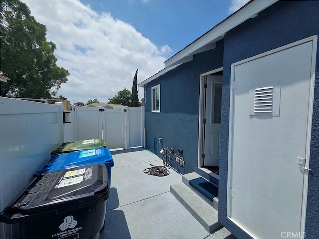 8118 Gentry Ave, North Hollywood, CA 91605 - photo 27