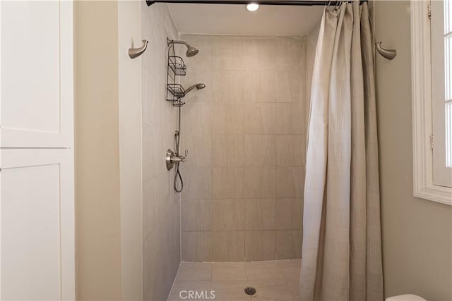 1551 N Beverly Glen Blvd, Los Angeles, CA 90077 - full bath featuring tiled shower