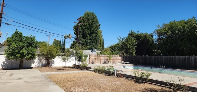 22348 Kittridge St, Woodland Hills, CA 91303 - photo 44