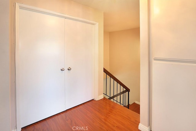 1201 W Cerritos Ave Unit 68, Anaheim, CA 92802 - hall with an upstairs landing and wood finished floors