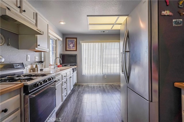 13696 Freedom Way, Victorville, CA 92392 - photo 11