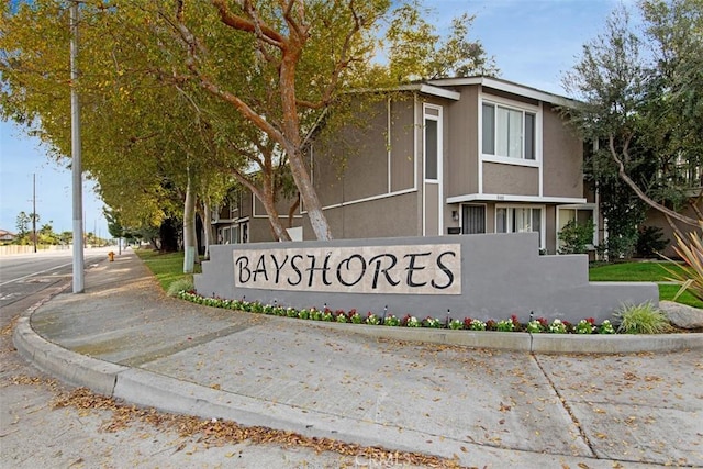 17695 Brittany Ln Unit 74, Huntington Beach, CA 92647 - view of community sign
