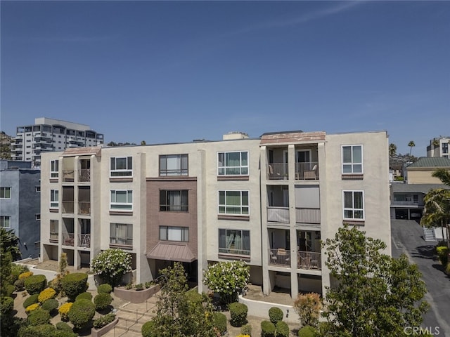 1118 N Central Ave Unit 14, Glendale, CA 91202 - view of apartment building / complex