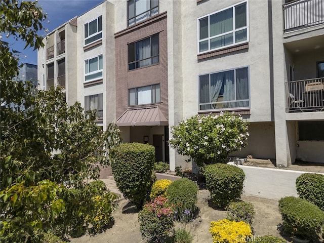 1118 N Central Ave Unit 14, Glendale, CA 91202 - view of building exterior