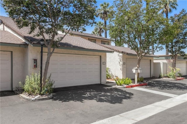 810 E Laurel Oak Dr, Azusa, CA 91702 - view of front facade with stucco siding