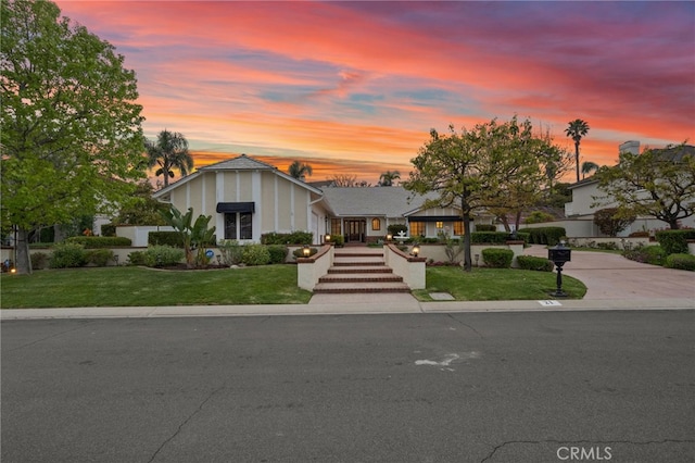 21 Santa Catalina Dr, Rancho Palos Verdes, CA 90275 - view of front of property with a front yard