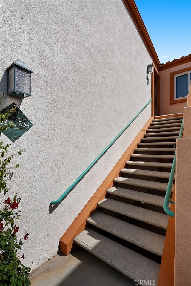 232 Villa Point Dr, Newport Beach, CA 92660 - view of staircase