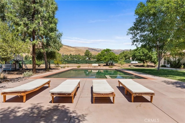 35356 Sierra Vista Dr, Agua Dulce, CA 91390 - swimming pool with a mountain view and a patio
