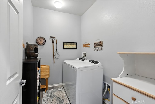 1616 Rosemary, Beaumont, CA 92223 - laundry area featuring washer / dryer and baseboards