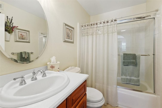 2531 Wildcat Ln, Riverside, CA 92503 - bathroom with shower / tub combo with curtain and vanity