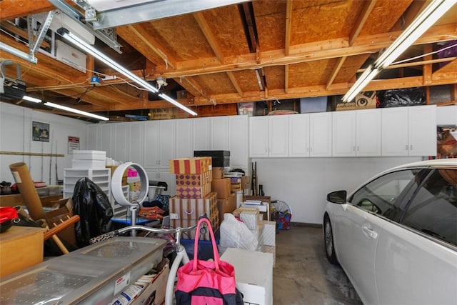 2531 Wildcat Ln, Riverside, CA 92503 - view of garage