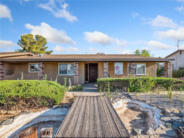 17911 Juniper St, Hesperia, CA 92345 - ranch-style house with stucco siding