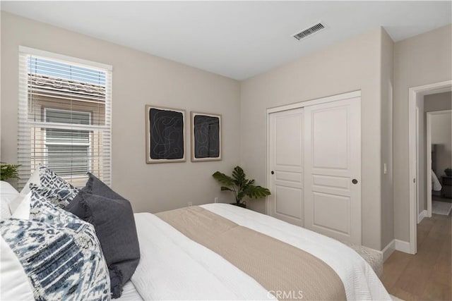 14 Tall Oak, Irvine, CA 92603 - bedroom with wood finished floors and a closet