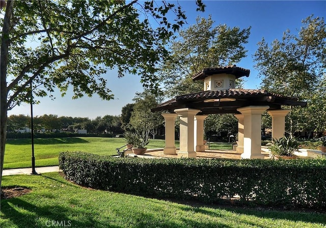 14 Tall Oak, Irvine, CA 92603 - view of home's community with a lawn and a gazebo