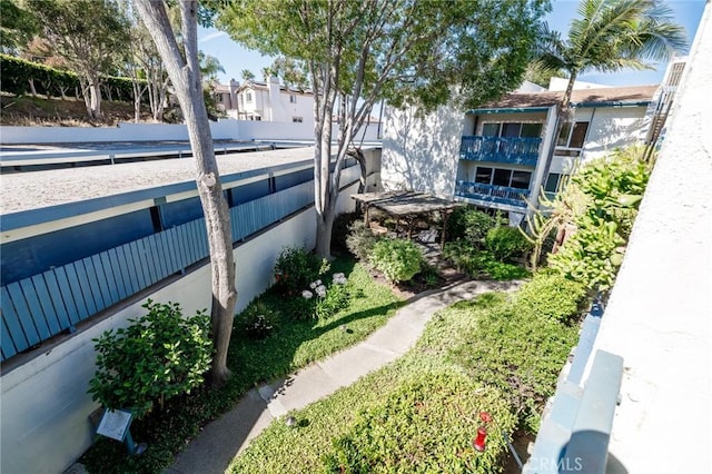 603 S Prospect Ave Unit 305, Redondo Beach, CA 90277 - view of yard