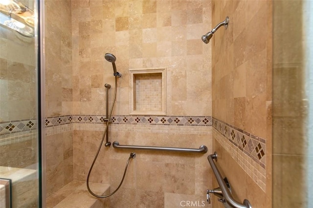 2567 Plaza Del Amo Unit 205, Torrance, CA 90503 - full bath featuring tiled shower