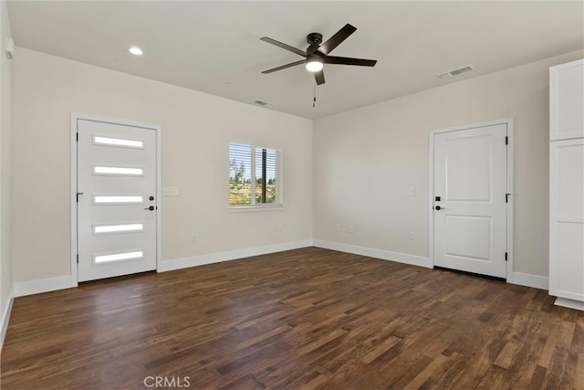5616 Glen Way, Paradise, CA 95969 - foyer entrance featuring dark wood finished floors, ceiling fan, and recessed lighting