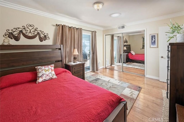 18912 Circle Of The Oaks, Newhall, CA 91321 - bedroom with crown molding, light wood-style floors, and access to outside