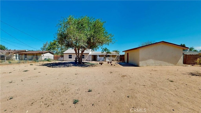 21845 Fox Ave, Apple Valley, CA 92307 - back of property with stucco siding
