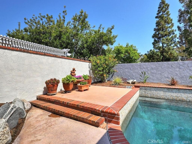 25152 Mammoth Cir, Lake Forest, CA 92630 - outdoor pool with a patio and a fenced backyard