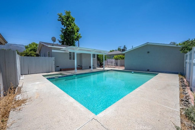 11009 Quill Ave, Sunland, CA 91040 - view of swimming pool featuring a pergola, a patio, and a pool with connected hot tub